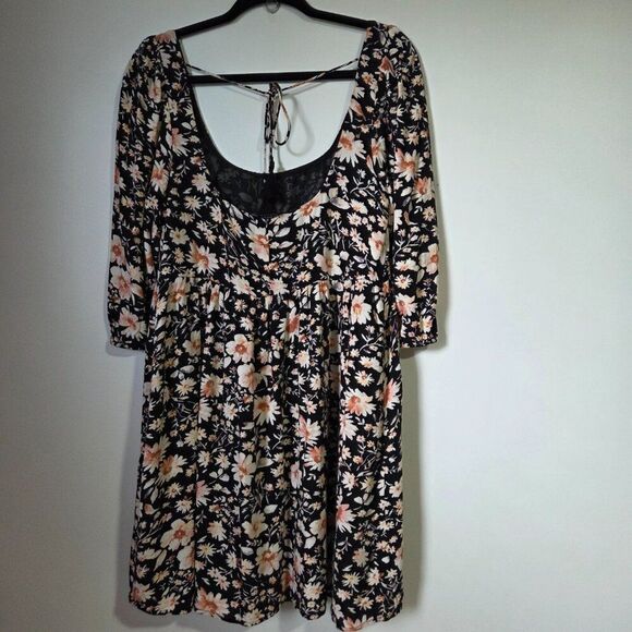 EUC AMERICAN EAGLE OUTFITTERS FLORAL DEEP SCOOP NECK BABYDOLL DRESS SIZE M - Picture 4 of 16